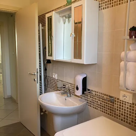 Apartment L G House Peschiera del Garda
