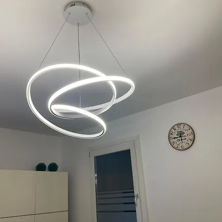 L G House Apartment